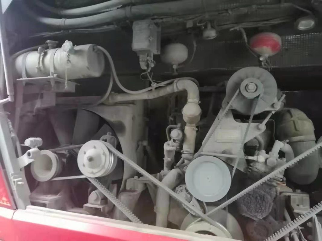 Les sièges utilisés du car ZK6127 55 de Yutong ont laissé à châssis d'airbag de Seerting le bus touristique utilisé par III arrière d'euro de moteur pour l'Afrique