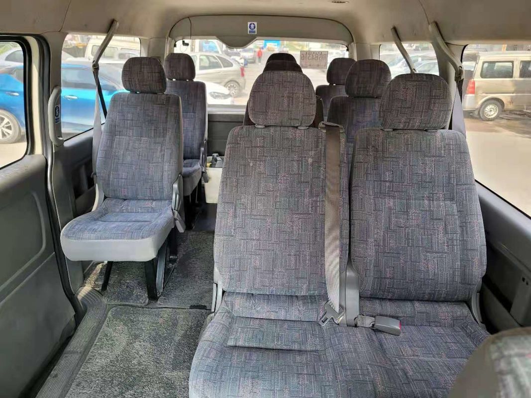Le C.A. diesel de Mini Bus With Gasoline Engine utilisé par Toyota de 10 sièges n'équipent aucun accident 2013 ans