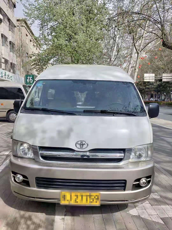 L'essence Toyota Hiace de 2007 sièges de l'an 13 a utilisé toit de transmission automatique de Mini Bus With Luxury Seat le haut