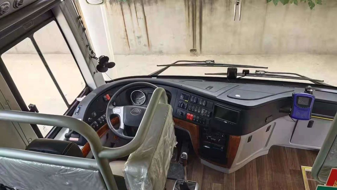 Sièges utilisés du car ZK6120 50 de Yutong bas kilomètre de 2020 de passager utilisé par an portes à deux battants d'autobus