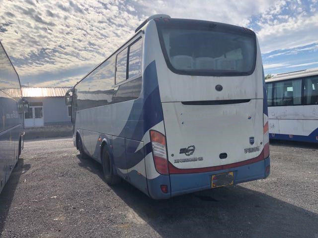 Les sièges utilisés de Bus ZK6908 38 d'entraîneur ont laissé à Yuchai de direction l'euro arrière III de moteur autobus de Yutong utilisé par châssis en acier