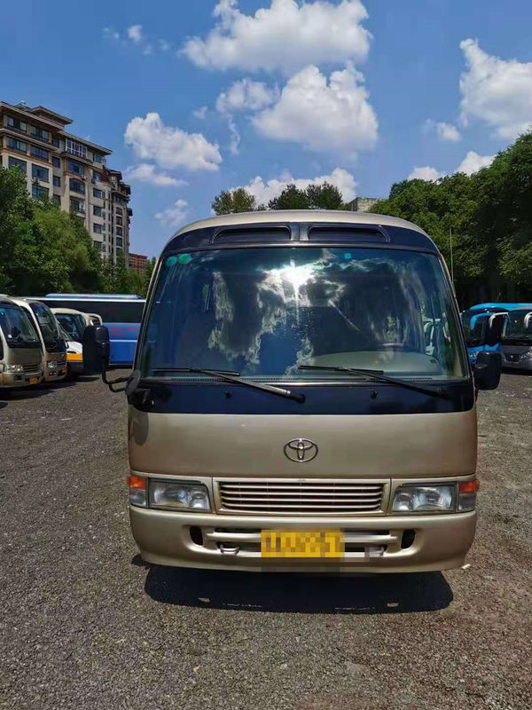 L'autobus de caboteur utilisé 23 par sièges a employé Mini Bus Toyota Coaster Bus avec le moteur à essence 3RZ direction de main gauche de 2012 ans