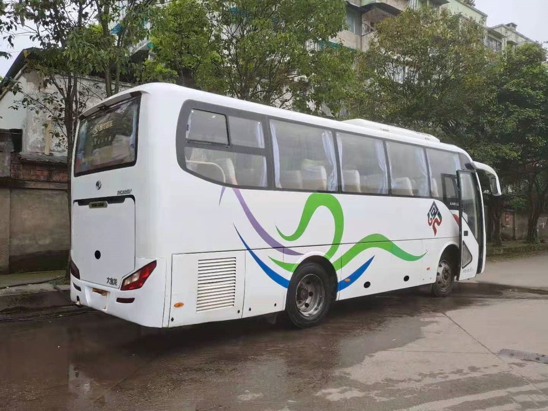 Euro arrière utilisé III de moteur de porte simple de bus touristique utilisé par châssis en acier de l'autobus XMQ6859 35Seats de Kinglong