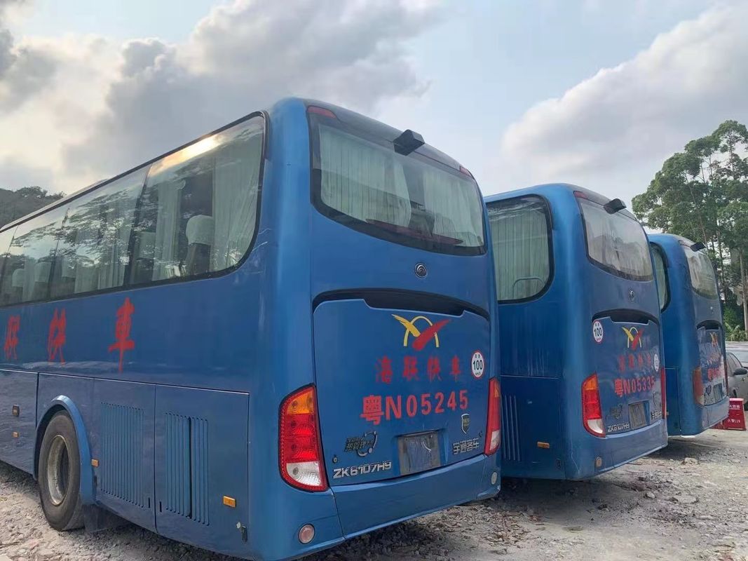41 entraîneur utilisé par autobus Bus de Yutong utilisé par sièges ZK6107 2013 direction LHD de l'an 100km/H AUCUN accident