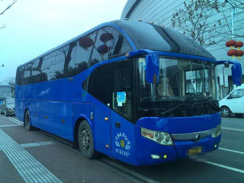 54 autobus de Bus Used Yutong ZK6127 d'entraîneur utilisé par sièges moteur diesel de 2016 ans en bon état