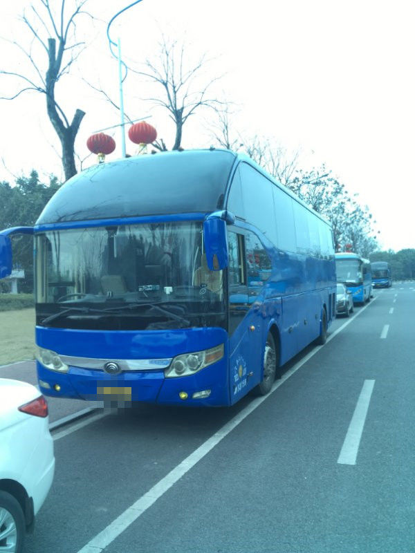 54 autobus de Bus Used Yutong ZK6127 d'entraîneur utilisé par sièges moteur diesel de 2016 ans en bon état