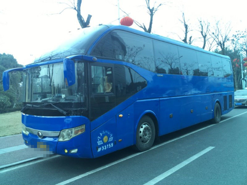 54 autobus de Bus Used Yutong ZK6127 d'entraîneur utilisé par sièges moteur diesel de 2016 ans en bon état