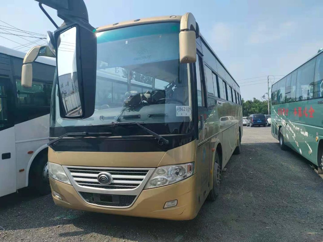 Le nouveau venu 54 pose 2012 ans a employé le conducteur Steering No Accident de l'autobus ZK6112D Front Engine LHD de Yutong