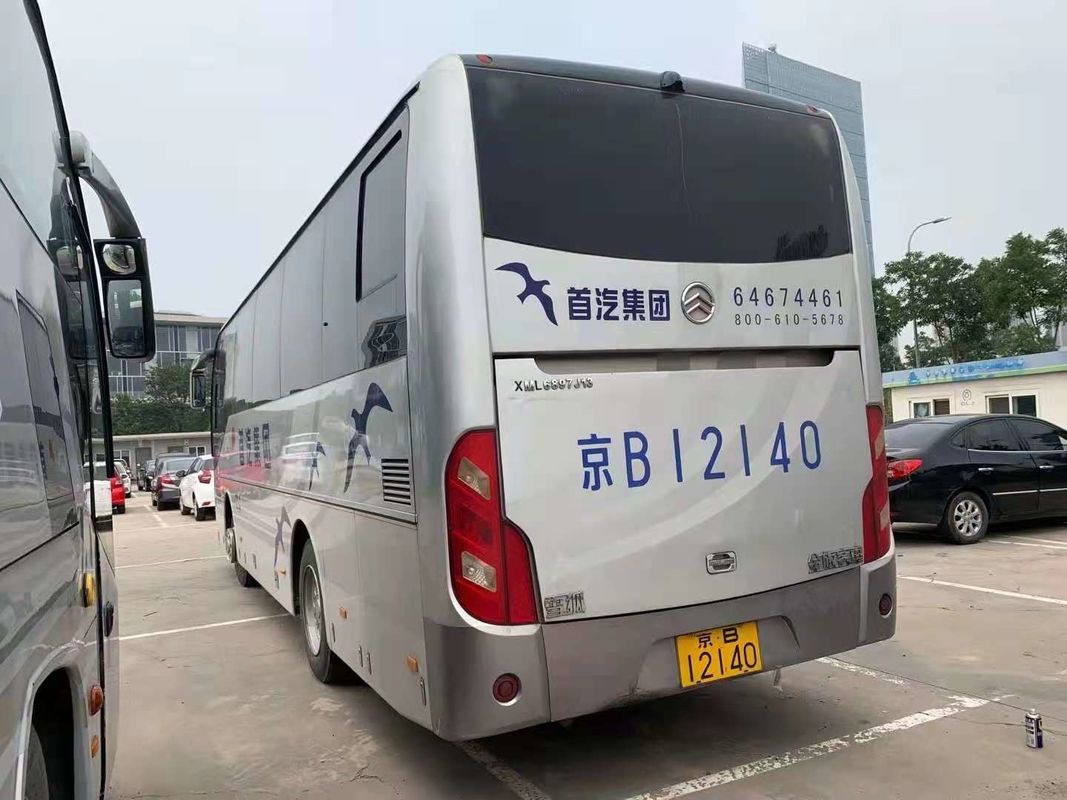 Le dragon d'or actuel XML6897J13 a utilisé le moteur diesel utilisé par sièges d'autobus de Bus 39 d'entraîneur aucun autobus des accidents LHD