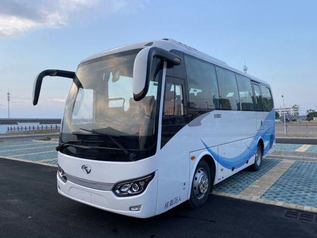 Occasion Kinglong a utilisé l'entraîneur Bus 36 sièges la commande que manuelle de main gauche transporte la marque XMQ6829