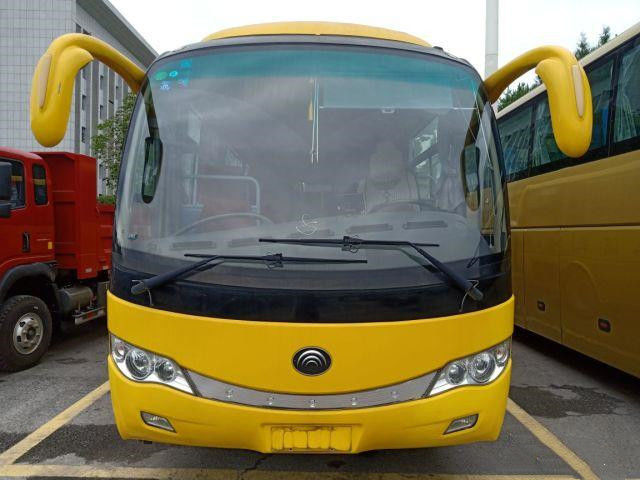 Yutong utilisé 39 pose l'autobus de passager utilisé par commande manuelle de main gauche d'autobus utilisé par autobus diesel pour l'Afrique