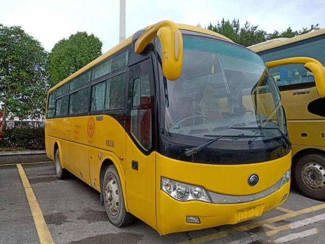 Yutong utilisé 39 pose l'autobus de passager utilisé par commande manuelle de main gauche d'autobus utilisé par autobus diesel pour l'Afrique