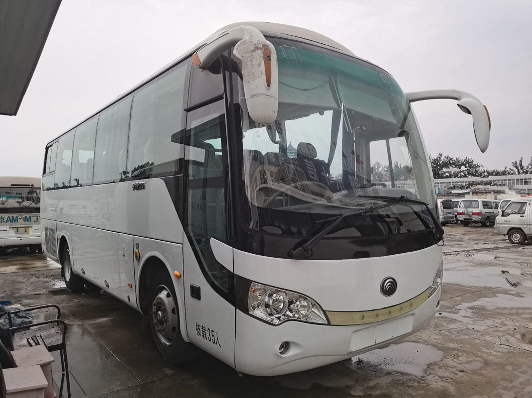 2013 l'autobus utilisé de l'an 35 par sièges a utilisé l'autobus ZK6888 de Yutong a utilisé l'entraîneur Bus LHD orientant les moteurs diesel