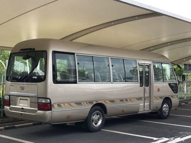 2010 le moteur à essence de l'autobus 2TR de caboteur utilisé par sièges de l'an 20 a employé la direction de main gauche de Mini Bus Toyota Coaster Bus