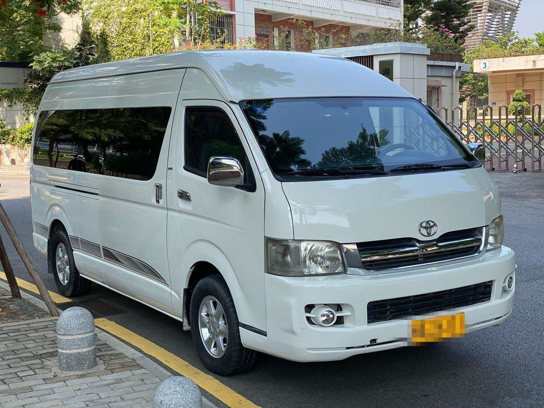 Le haut toit des sièges Toyota utilisée par essence Hiace de 2005 ans 13 a employé Mini Bus Automatic Transmission