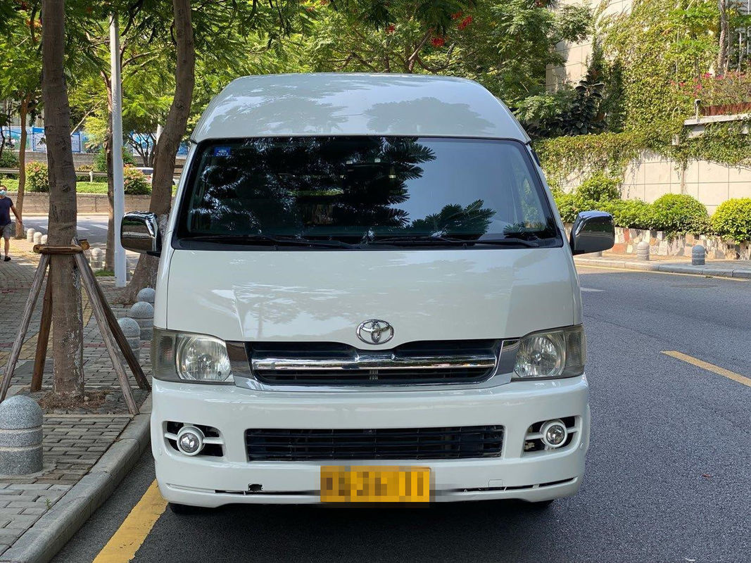 Le haut toit des sièges Toyota utilisée par essence Hiace de 2005 ans 13 a employé Mini Bus Automatic Transmission