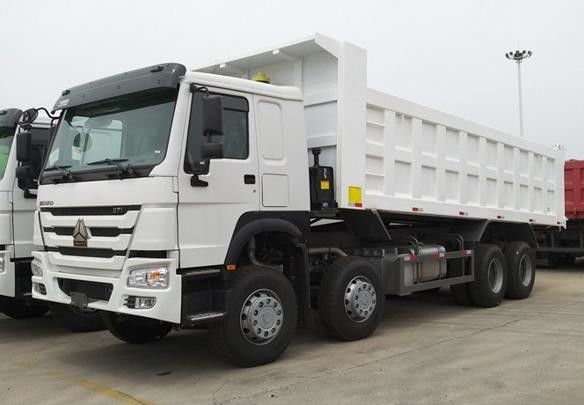 Camion à benne basculante tout neuf de HOWO 8x4 371HP 25CBM pour le transport de extraction