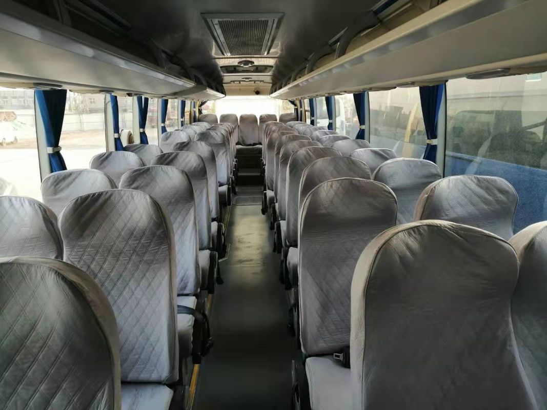 Ans de l'autobus ZK6122 de Yutong d'occasion les 2019 ont utilisé des autobus de Yutong presque nouveaux dans la direction de LHD