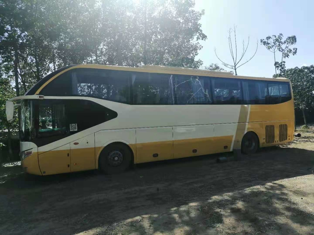 Yutong jaune a employé les portes diesel de soutien a/c deux de l'autobus ZK6122 61 Seat LHD de voyage