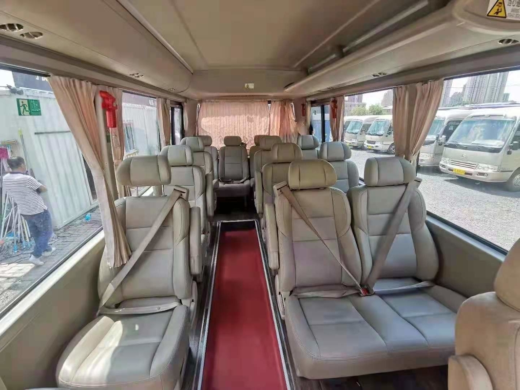 Les autobus CL6 de Yutong utilisés par sièges de 2018 ans 14 ont employé Mini Bus Diesel Engine With Seat de luxe