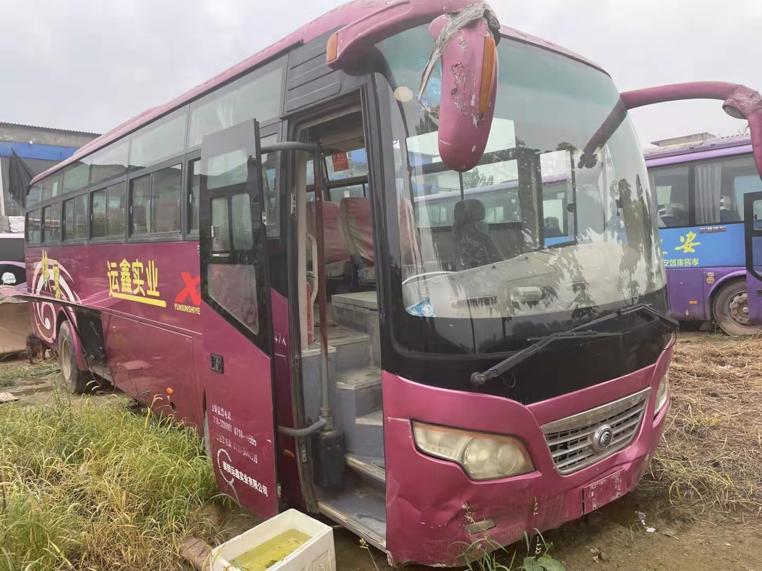 Moteurs diesel utilisés par autobus utilisés par sièges de Bus Front Engine Steering LHD d'entraîneur de Yutong ZK6102D de 2009 ans 47