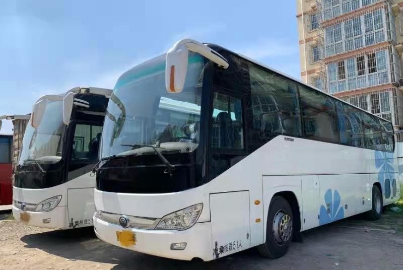 Les sièges Yutong utilisé par Zk6119 de 2014 ans 51 transporte le kilomètrage utilisé de Bus With New Seat 40000km d'entraîneur