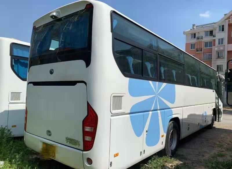Les sièges Yutong utilisé par Zk6119 de 2014 ans 51 transporte le kilomètrage utilisé de Bus With New Seat 40000km d'entraîneur