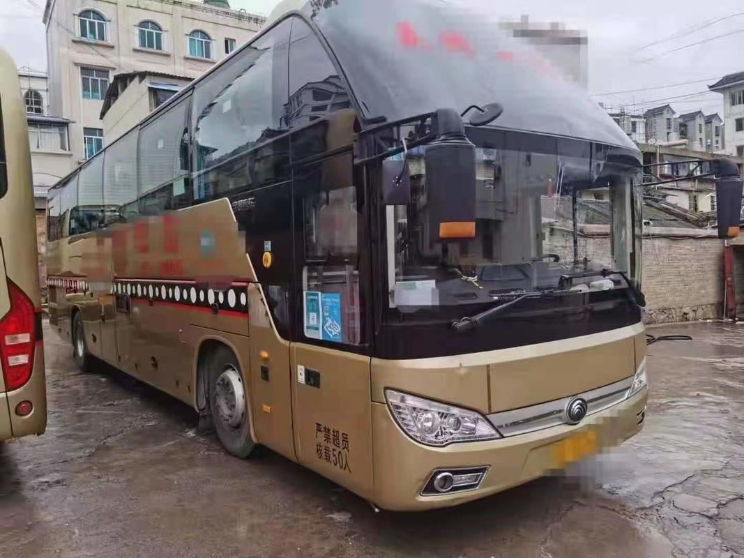 L'autobus utilisé 2018 par ans Yutong a employé la couleur d'or diesel de soutien a/c de l'autobus Zk6122 50 Seat Lhd de voyage