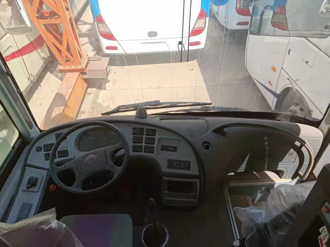 46 entraîneur utilisé par autobus Bus de Yutong utilisé par sièges ZK6110 2014 autobus de passager de la direction LHD de l'an 100km/H