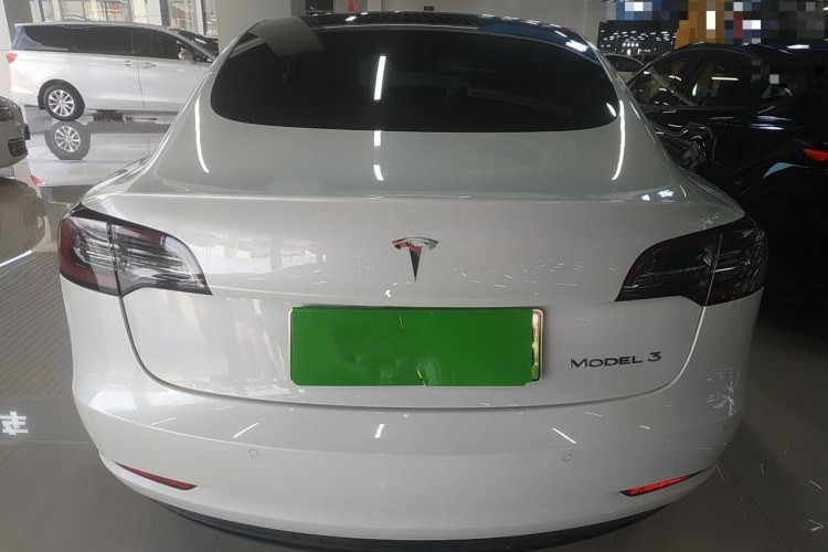 Véhicules chinois de New Energy d'occasion de meilleur avec 5 sièges et 5 portes