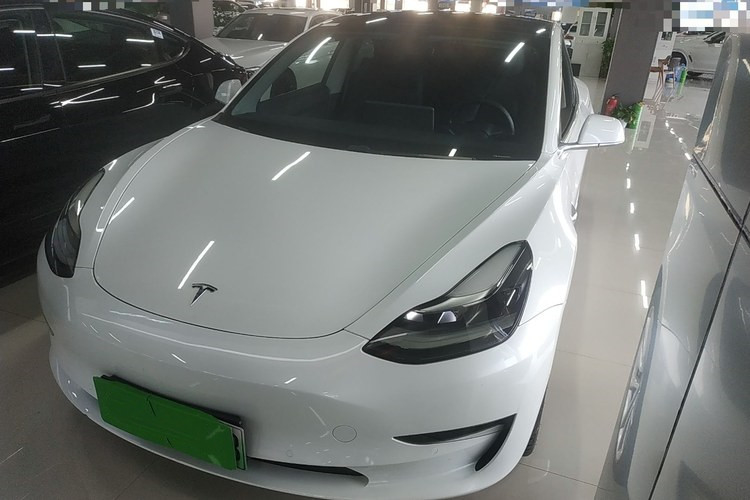 Véhicules chinois de New Energy d'occasion de meilleur avec 5 sièges et 5 portes