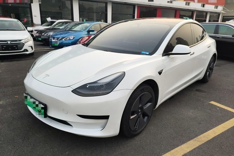 Sièges à grande vitesse de roues de la berline 4 de voitures de véhicule électrique de New Energy 5 4 portes