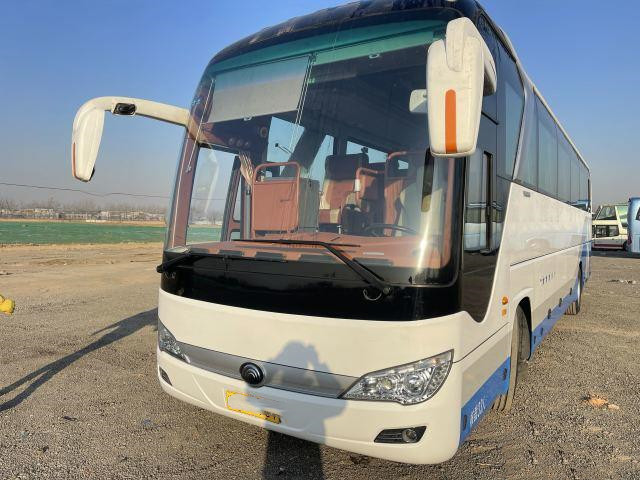 L'axe 2 a utilisé l'airbag de luxe de 33 de sièges d'autobus de Passanger Yutong portes à deux battants de moteur