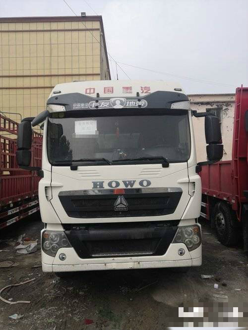 Type 420hp LHD de grille d'entrepôt utilisé par cargaison du camion à benne basculante de Howo 6*2