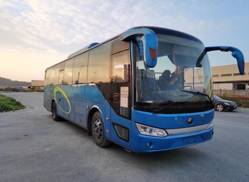 Les autobus guidés de fond utilisés de Yutong ont utilisé les autobus diesel de Buses Passenger Used d'entraîneur interurbain
