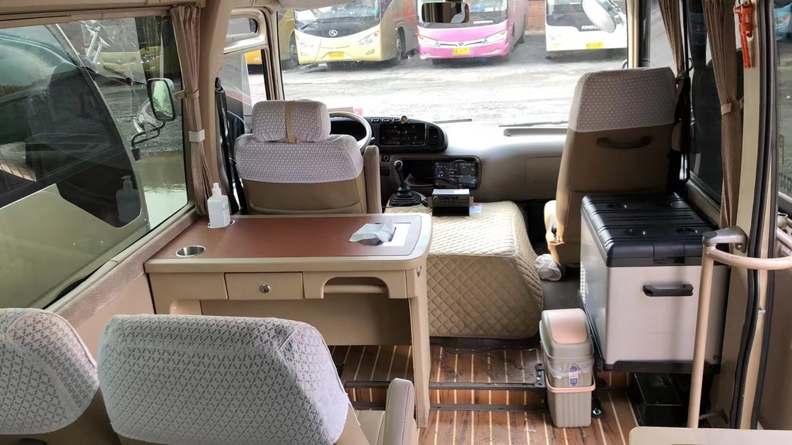 Toyota a utilisé le caboteur que le carburant d'essence de l'autobus 30 a employé Mini Bus 3RZ Front Engine Bus
