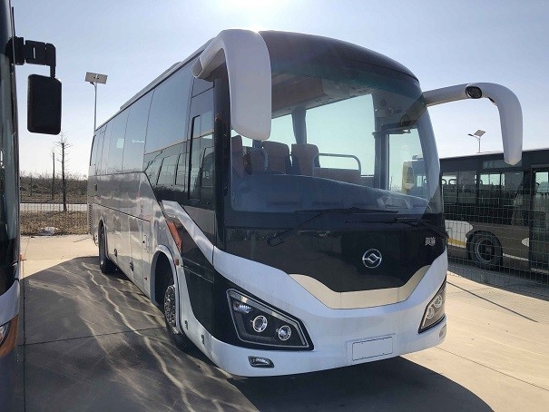 Autobus de passager de Seat d'autobus de l'autobus VIP de Seater de la marque 34 de Huanghai d'autobus et d'entraîneurs nouvel