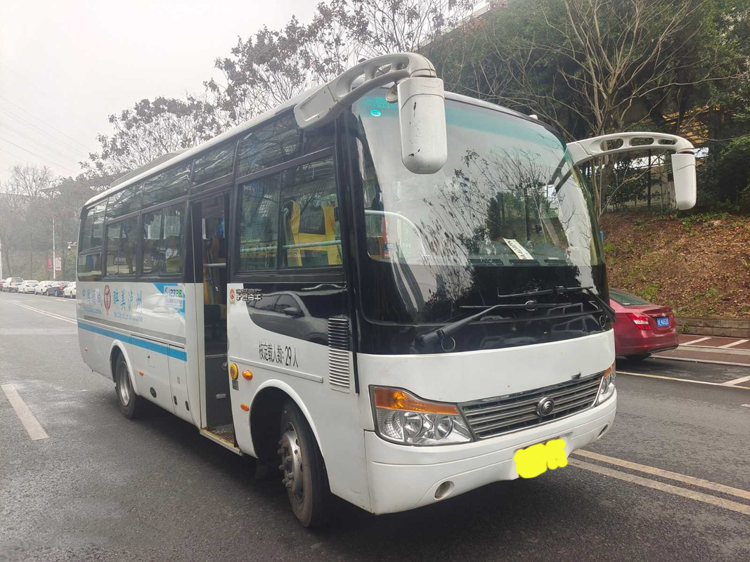 L'autobus public blanc diesel utilisé par année utilisé de la marque ZK6761 en 2017 LHD de Yutong a utilisé de Yuchai d'EURO V 29 autobus de sièges du moteur