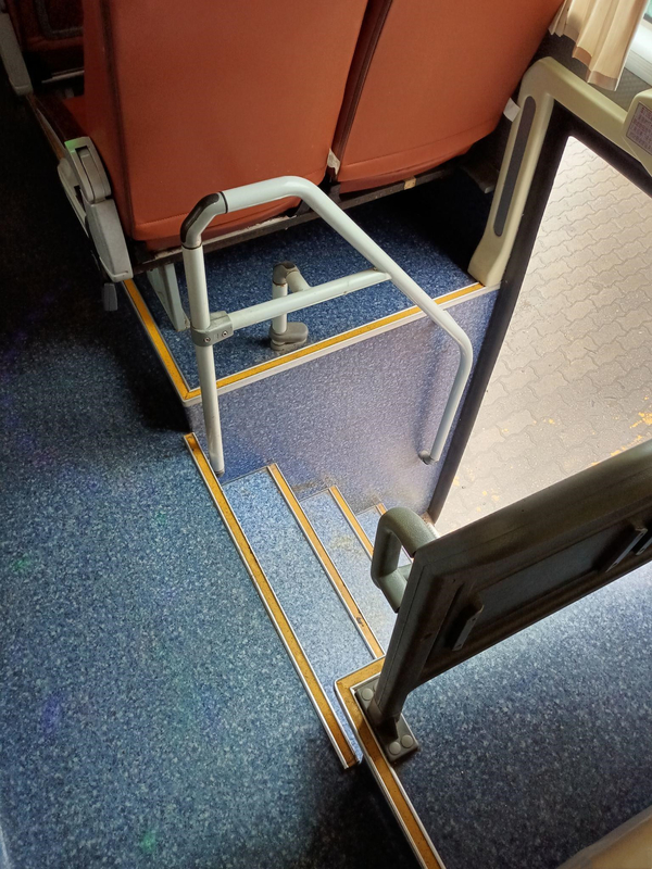 La marque utilisée de Yutong entraîneur Bus de visite de 2015 ans où ZK6126 a utilisé l'autobus diesel du moteur 375hp de Weicahi a utilisé l'autobus de l'EURO III de portes à deux battants