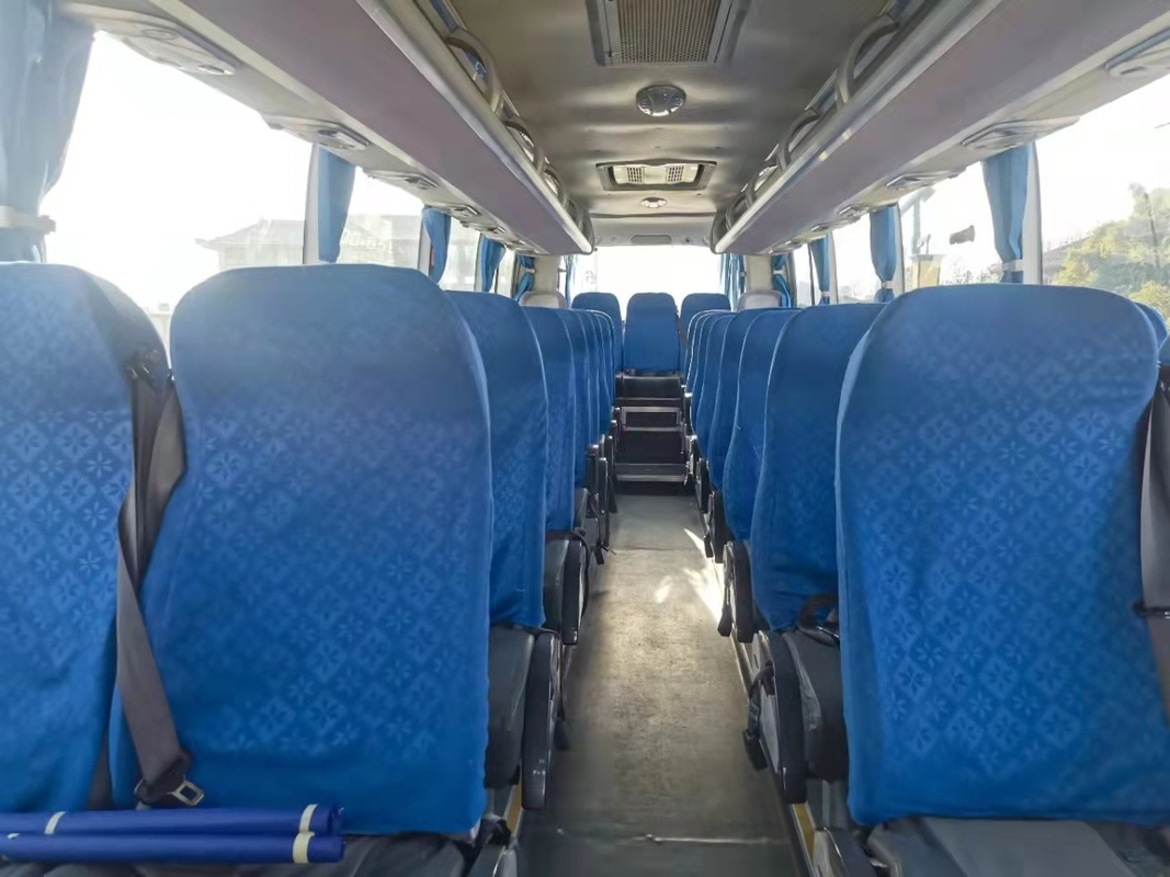 2014 autobus ZK6908 de Yutong utilisé de l'an 39 par sièges à vendre l'entraîneur utilisé Bus LHD en bon état