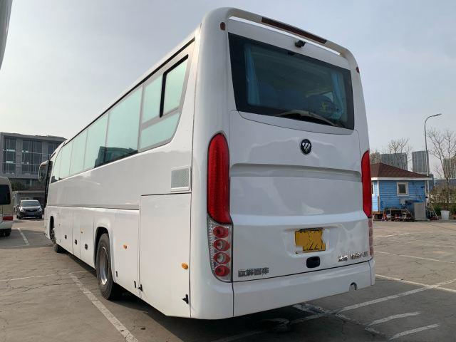 L'entraîneur utilisé par autobus BJ6120 de Foton a employé les portes 2018 de l'autobus 50seats Yuchai 330hp deux de Yutong