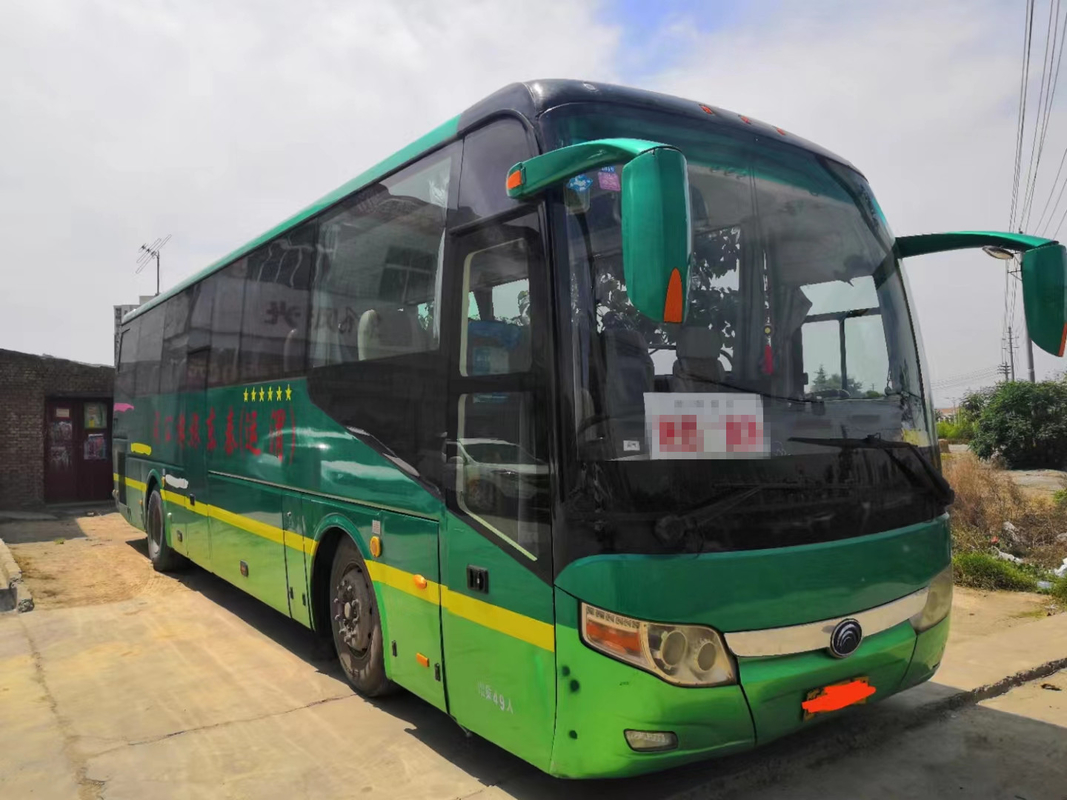 2019 la commande de Bus Left Hand d'entraîneur de Yutong utilisée de l'an 49 par sièges transporte l'autobus arrière de moteur