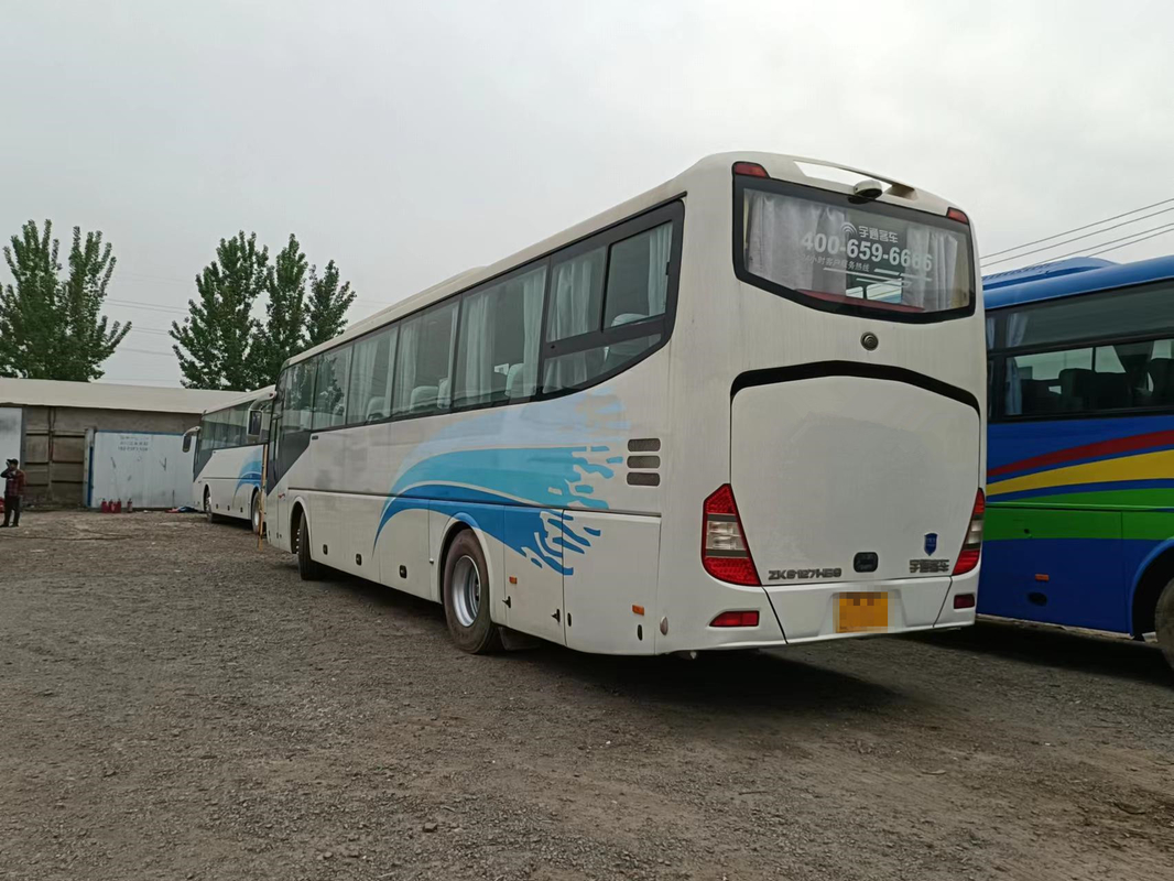 2015 ans 65 Seater ont utilisé l'autobus ZK6127 de Yutong ont employé la conduite à droite de moteur d'arrière de l'autobus 310kw de passager