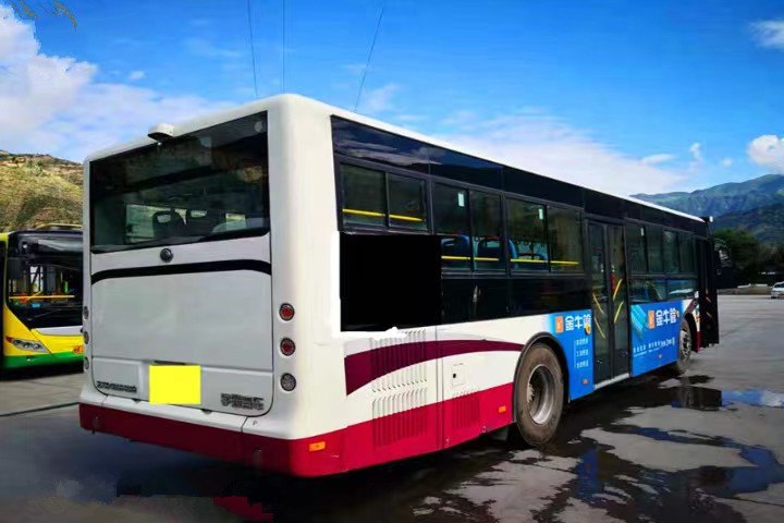 32 l'autobus utilisé Zk6105 de /92 par sièges Yutong a utilisé l'autobus de ville pour le moteur diesel de transport en commun