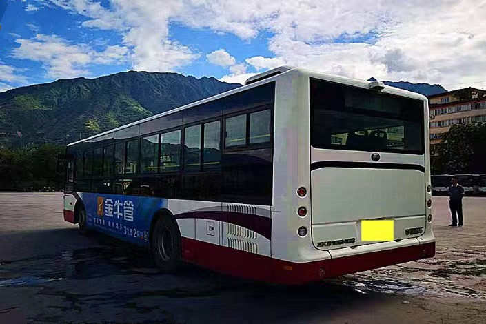 32 l'autobus utilisé Zk6105 de /92 par sièges Yutong a utilisé l'autobus de ville pour le moteur diesel de transport en commun