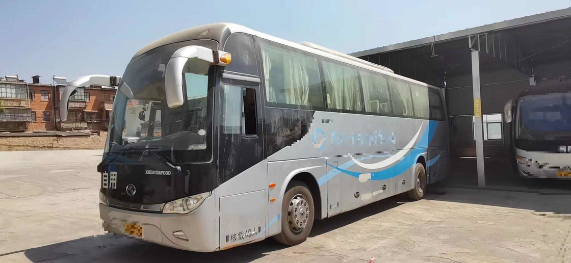 Kinglong Bus XMQ6113 Buses Design 2016 Bus de tourisme d'occasion 49 sièges bus accessoires entraîneur