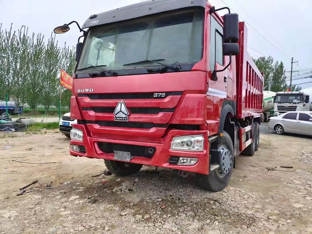 Conduite à droite du camion 6*4 8*4 d'occasion de Howo Tipper Truck Used Dumper 371/375hp la sino