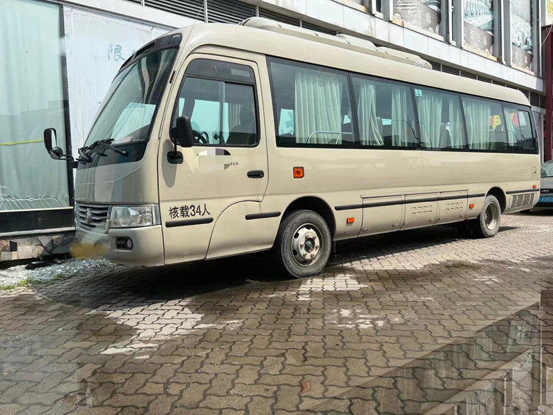 L'autobus de caboteur utilisé 34 par sièges a employé Mini Bus XML6809 avec la direction électrique de main gauche de moteur