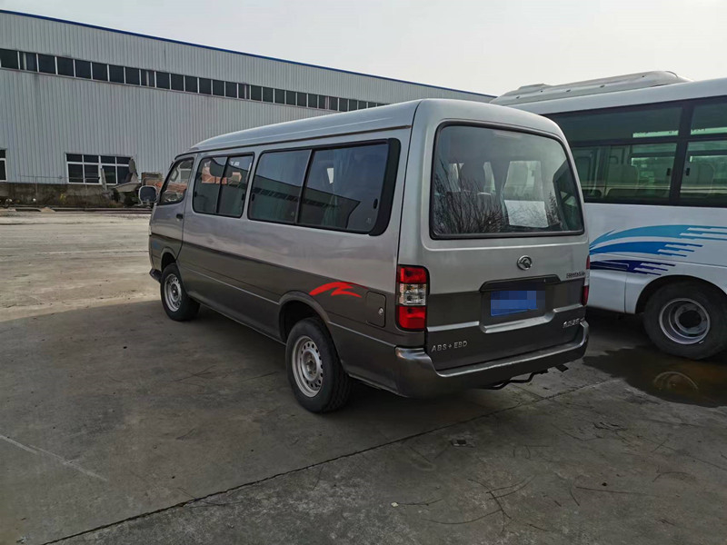2017 ans 9 Kinglong utilisé par sièges Hiace utilisé par autobus Mini Bus With Good Condition