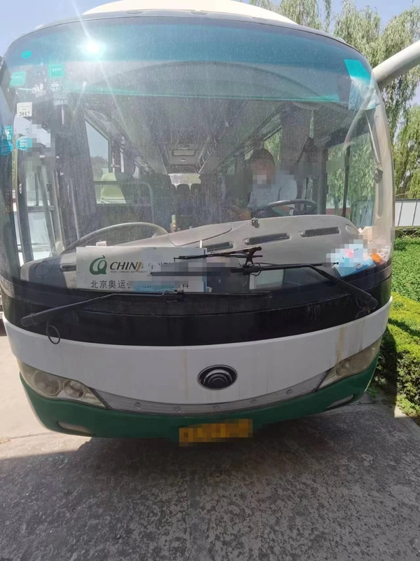 Autobus ZK6809 de Yutong utilisé 35 par sièges à vendre la direction de Mini Bus utilisée LHD avec le prix bon marché